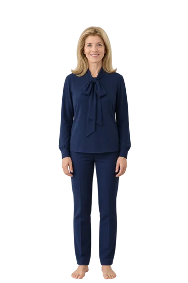 Caroline Kennedy full-body height-comparison figure
